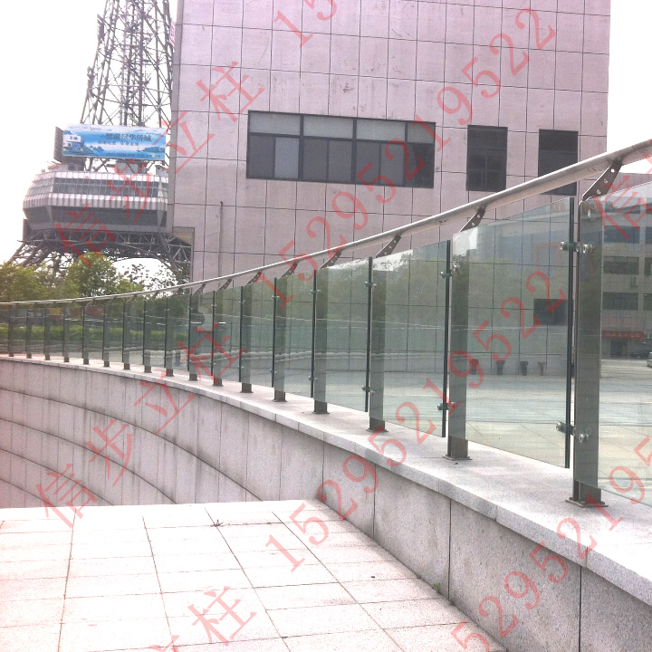 Taizhou 100 ที่จอดรถใต้ดินเลือก Xinbuk Stainless Steel Guardrail Post